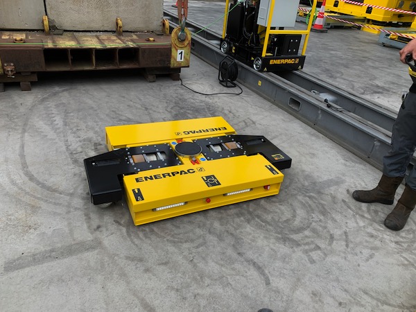 Photo 2 Enerpac EMV Series E mover