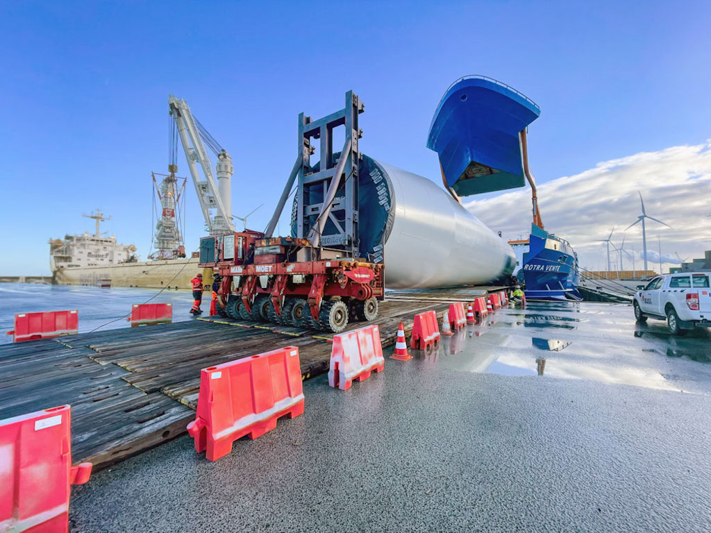 3.Rotra Vente delivering wind turbine parts for the Hollandse Kust Noord offshore wind farms