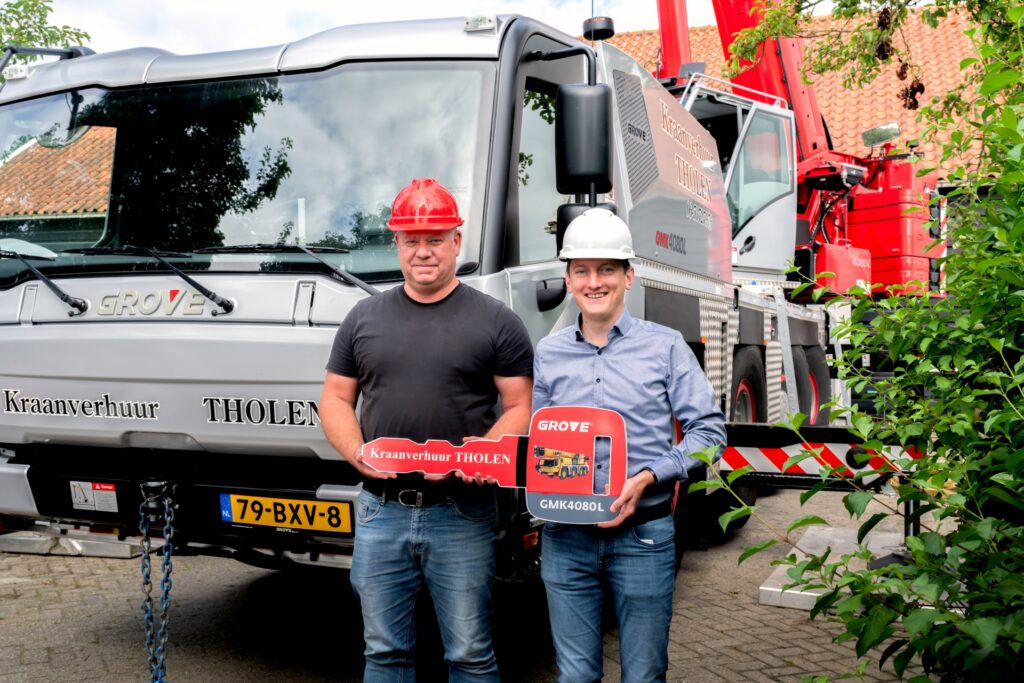 Dutch crane company receives one of Europes first Grove GMK4080L all terrain cranes 3