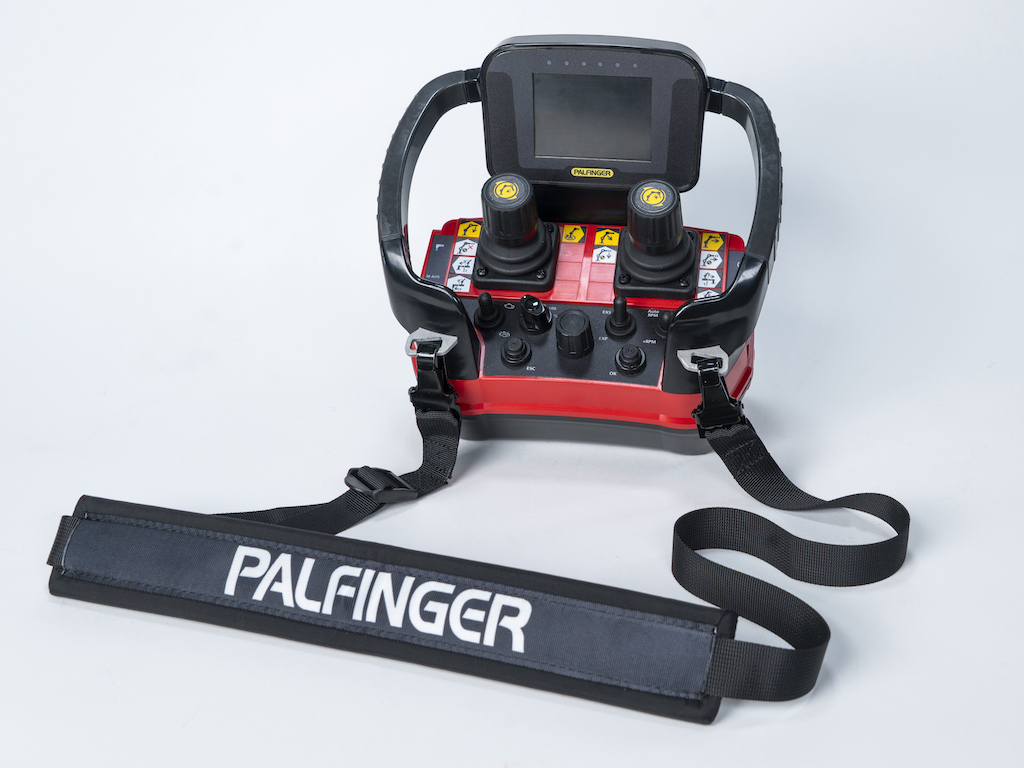 The new PALFINGER P6 Radio Remote Control 1