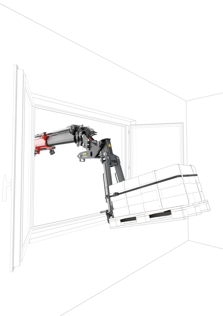 The new tiltable crane fork from PALFINGER in action. Since January 2025 this innovative solution has been available for all TEC loader crane models with PALTRONIC 180. 1