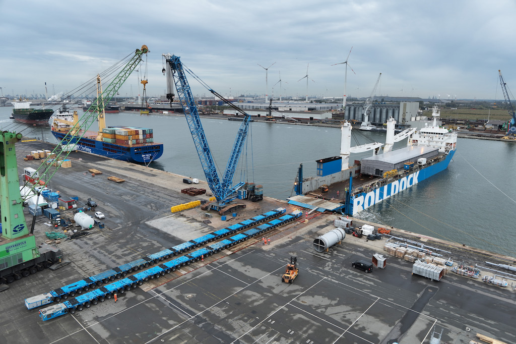 discharge preparations for the 1040 mt substation at antwerp port belgium 1