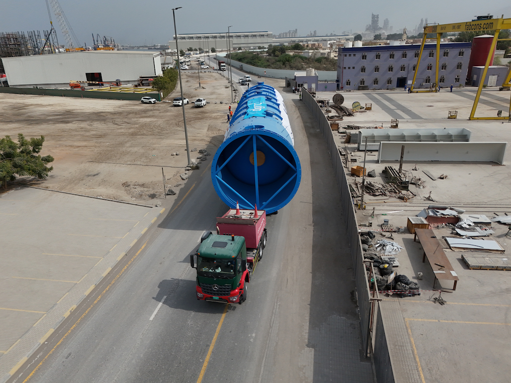 deaerator vessels on their route to the rmc jetty uae