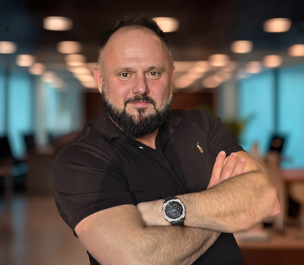 tomasz kwapis deugro