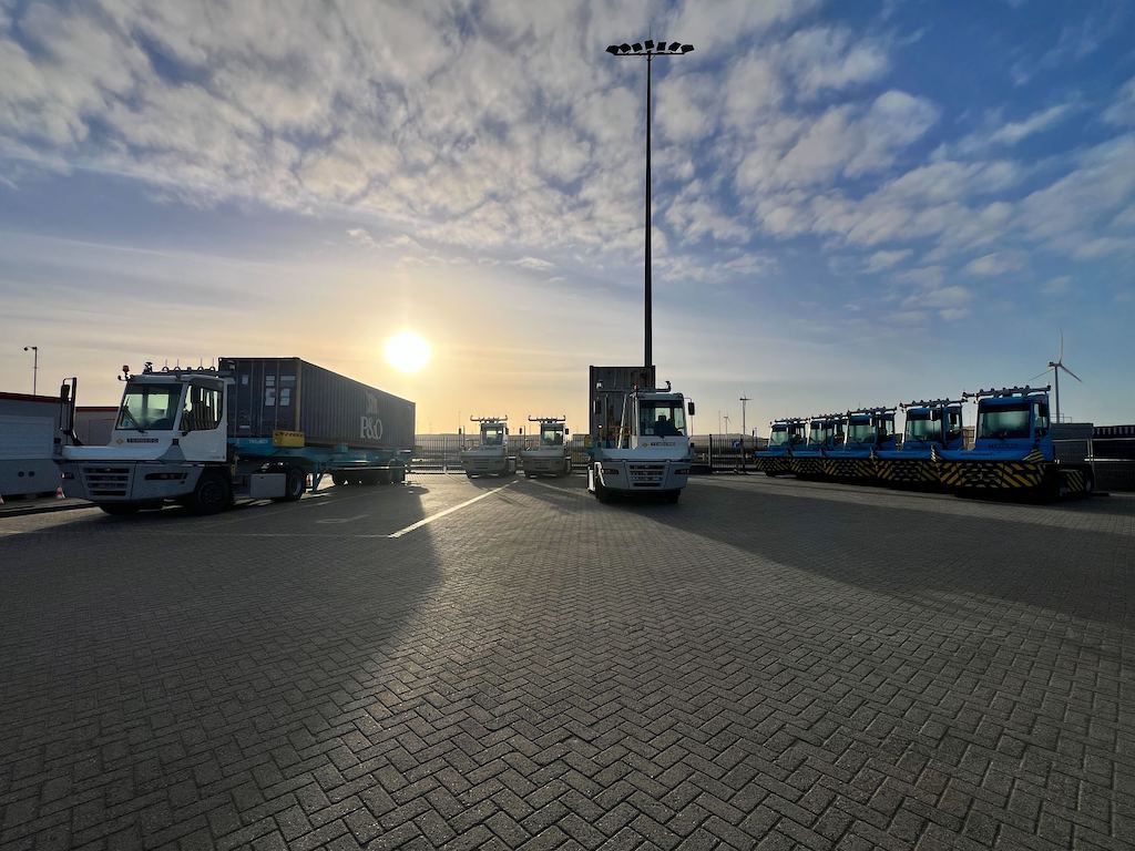 2026.30.03 Image APMT Fleet ATT 2