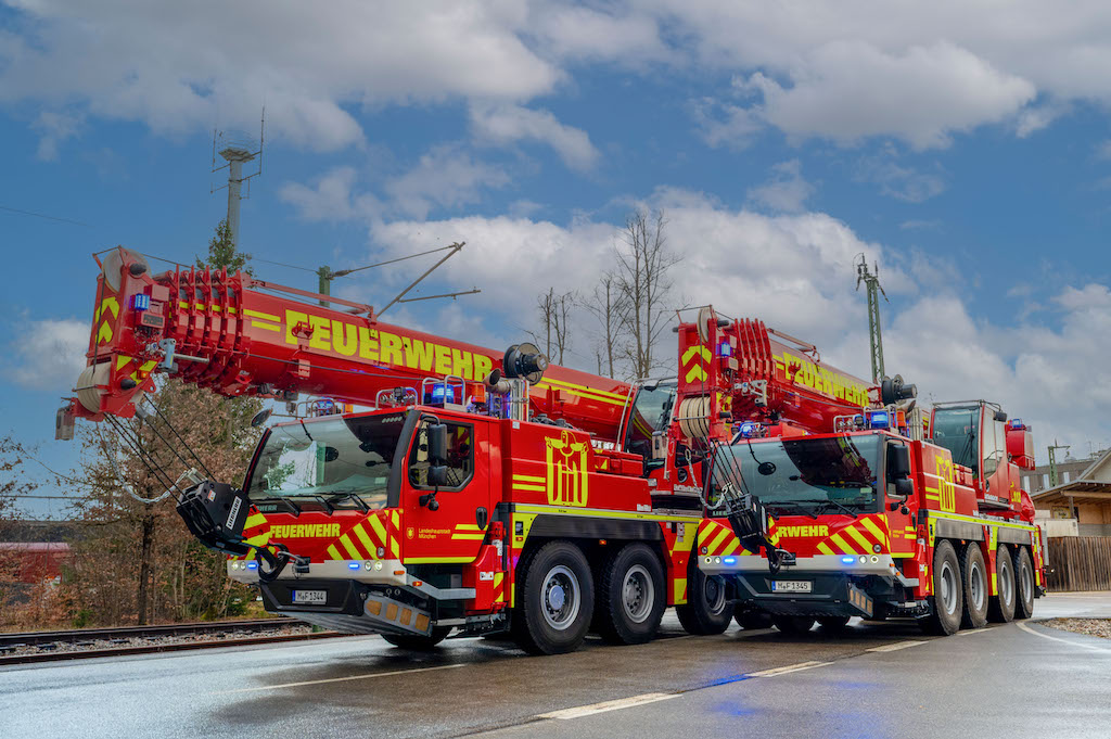 liebherr ltm 1070 4.2 feuerwehr muenchen 300dpi