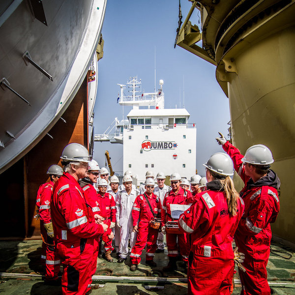 HLV Jumbo Javelin crew 00229