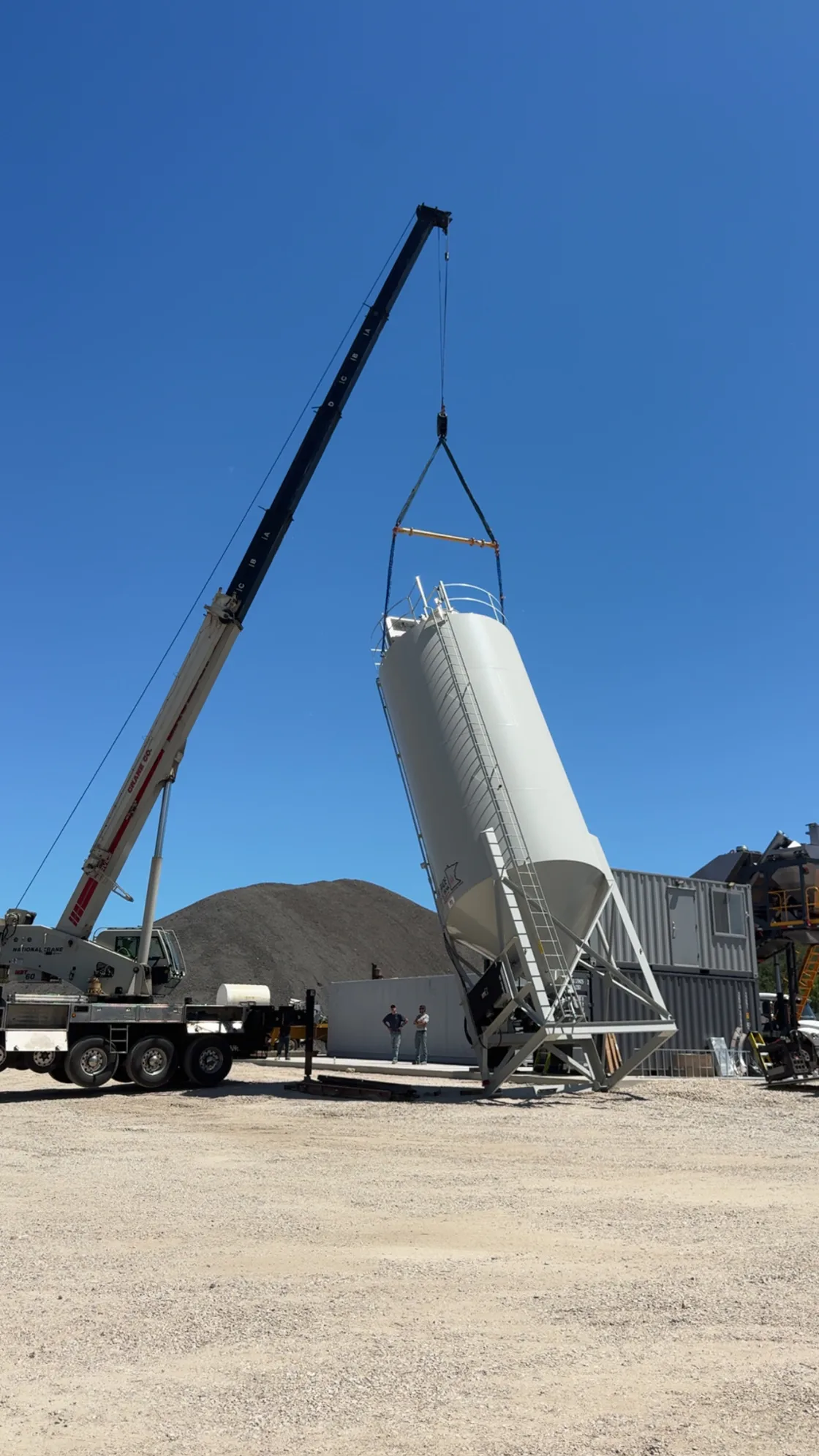 Arrow Uses Caldwell Dura-Mod for Flexible Lifting Work