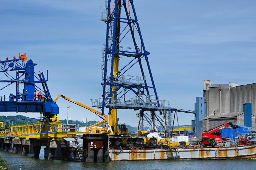 dechargmeent portique senalia site lecureur haropa port rouen